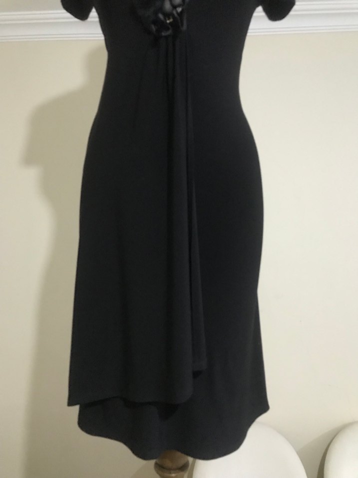 Siyah V Yaka Drapeli Uzun  Elbise - Görsel 3
