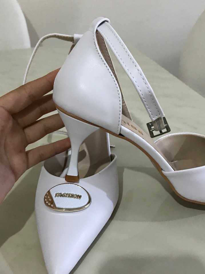 Beyaz Stiletto Topuklu Kadın Abiye Ayakkabı - Görsel 3