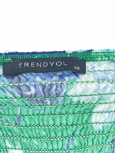 40 Beden çeşitli Renk Trendyol & Milla Bluz %70 İndirimli.
