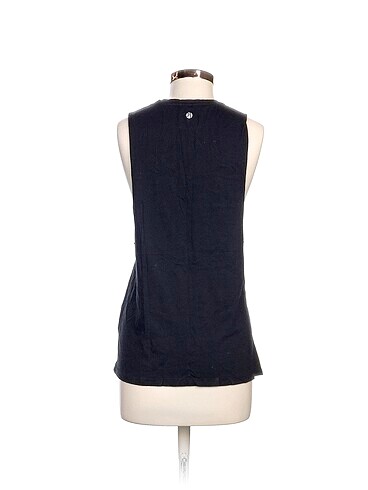 m Beden Koton Bluz %70 İndirimli.