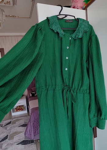 Düğmeli Yeşil Uzun Kollu tesettür elbise - Görsel 6