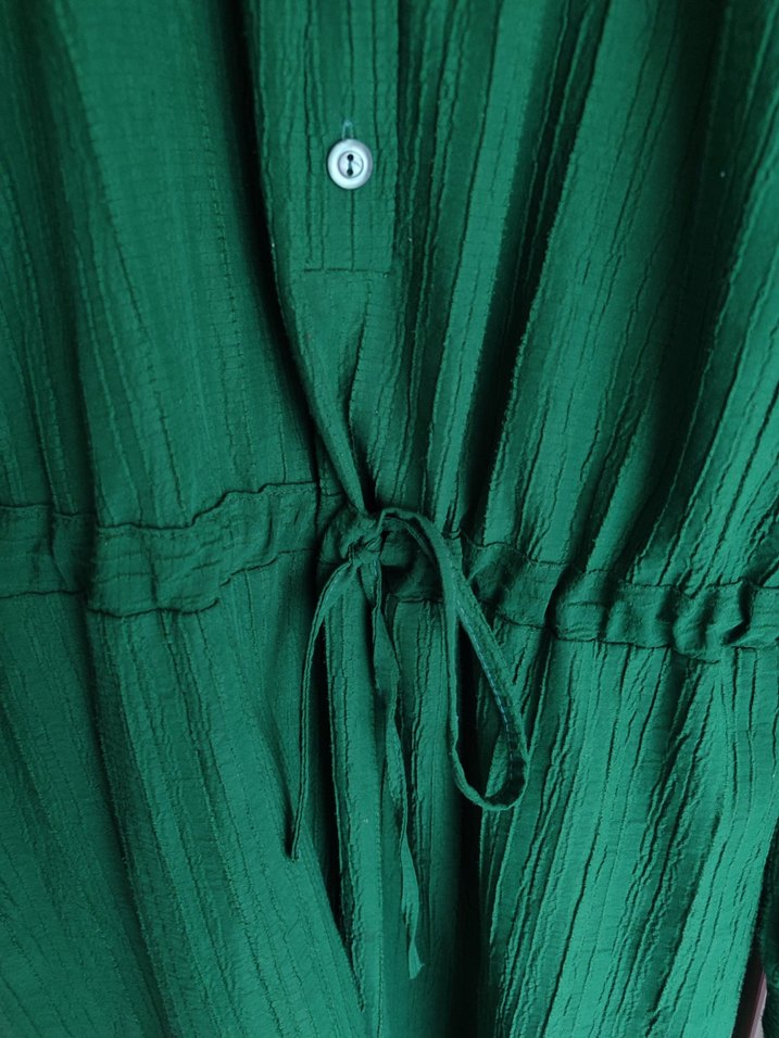 Düğmeli Yeşil Uzun Kollu tesettür elbise - Görsel 4