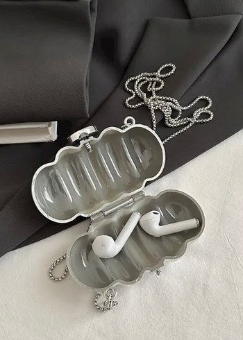 Gümüş Zincir Detaylı Metal Kadın Portföy Çanta - Görsel 4