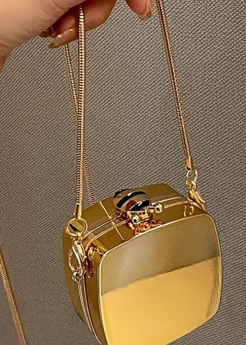 Gold Mini Portföy Çanta - Görsel 3