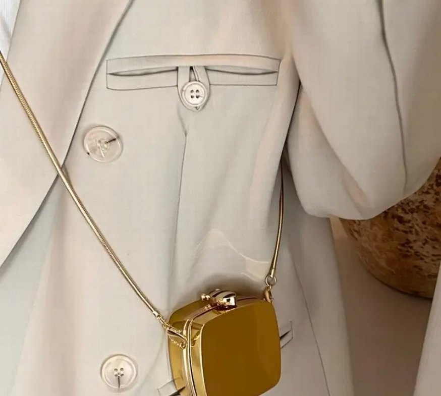 Gold Mini Portföy Çanta - Görsel 2