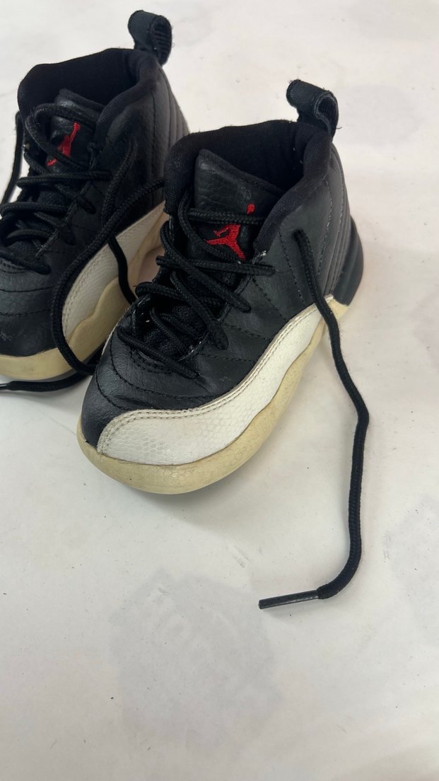 Nike Air Jordan 12 Retro - Görsel 2