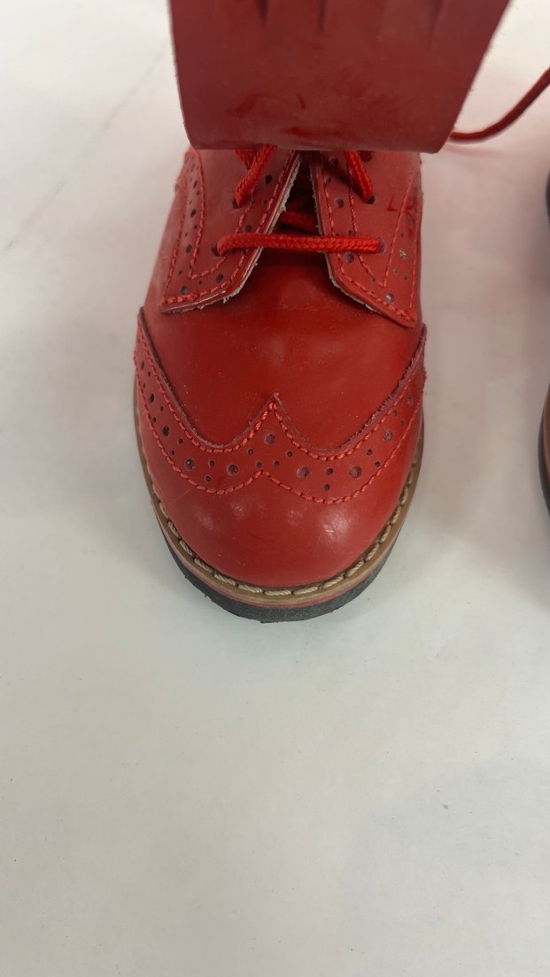 Kırmızı Deri Kız Ayakkabısı - Görsel 2