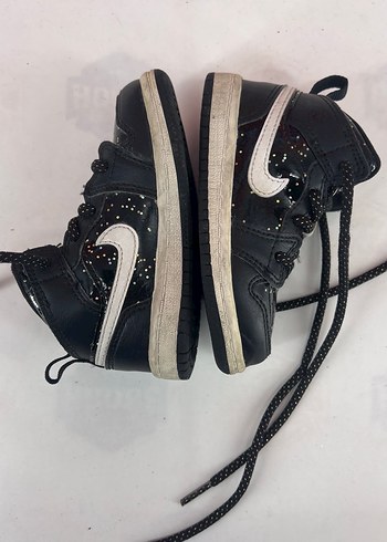 Nike Air Jordan 1 - Görsel 3