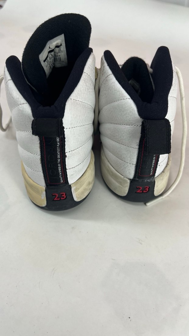 Nike Air Jordan 12 Retro - Görsel 2