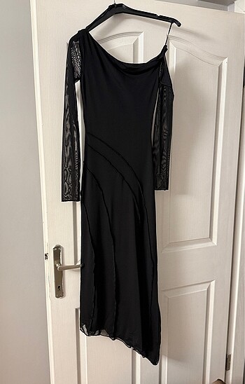 xs Beden Bershka elbise
