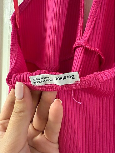 s Beden Bershka orj. Marka halter yaka sırtı açık elbise