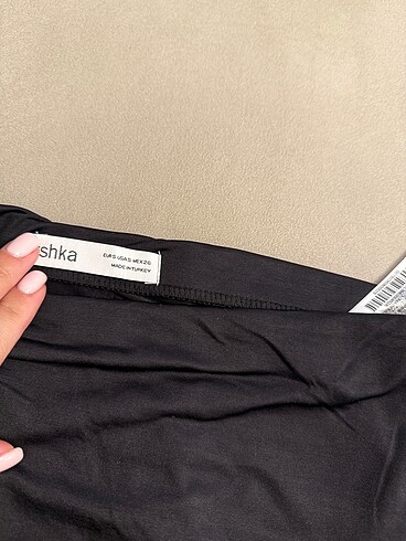 Bershka uzun yırtmaçlı etek oysho kumaş soft - Görsel 5