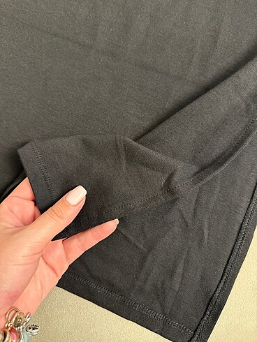 m Beden Bershka orj marka midi beli lastikli yırtmaçlı etek