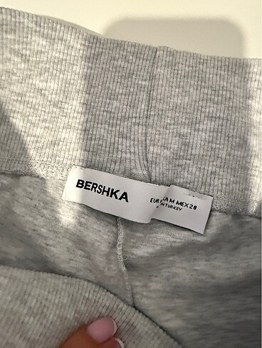 m Beden Bershka orj marka pantalon