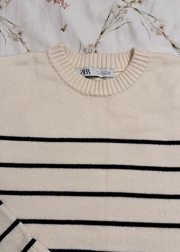 Uzun Kollu Çizgili Triko Kazak Zara - Görsel 3