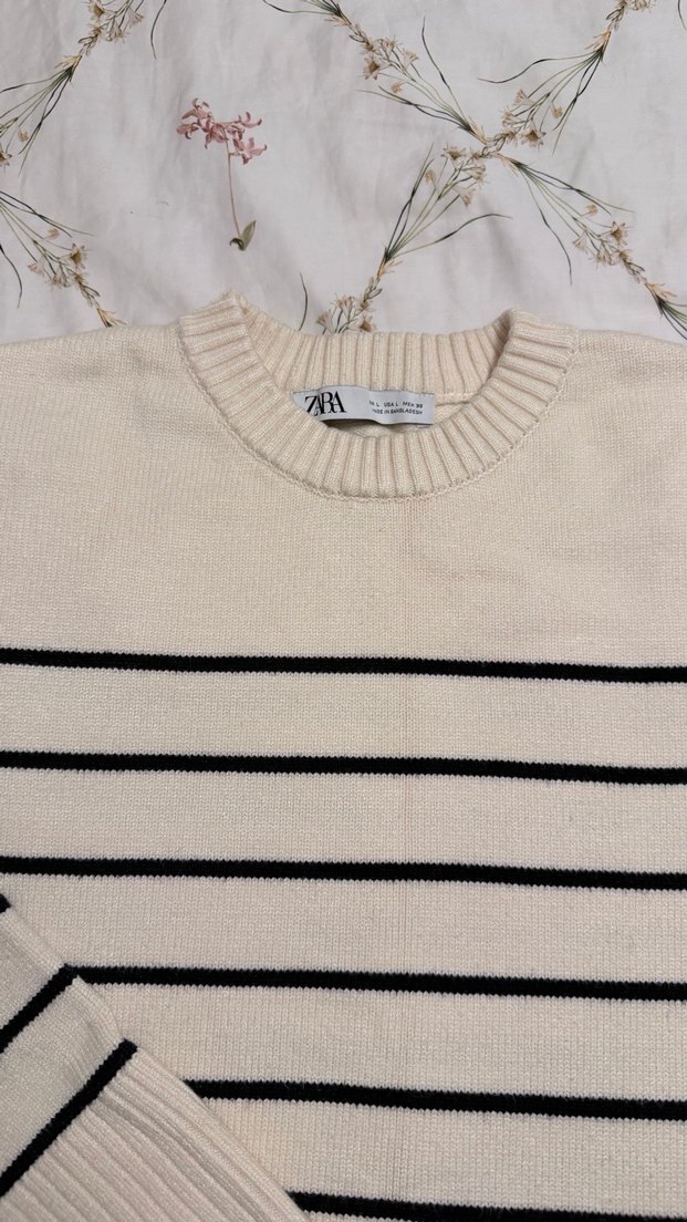 Uzun Kollu Çizgili Triko Kazak Zara - Görsel 3