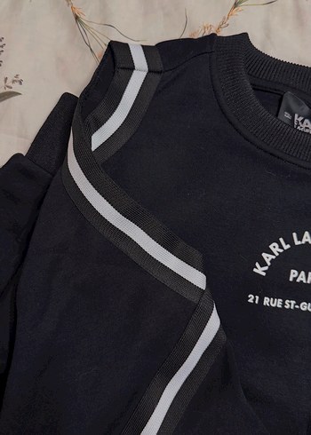 Orijinal Karl Lagerfeld sweatshirt. Açık omuz - Görsel 4