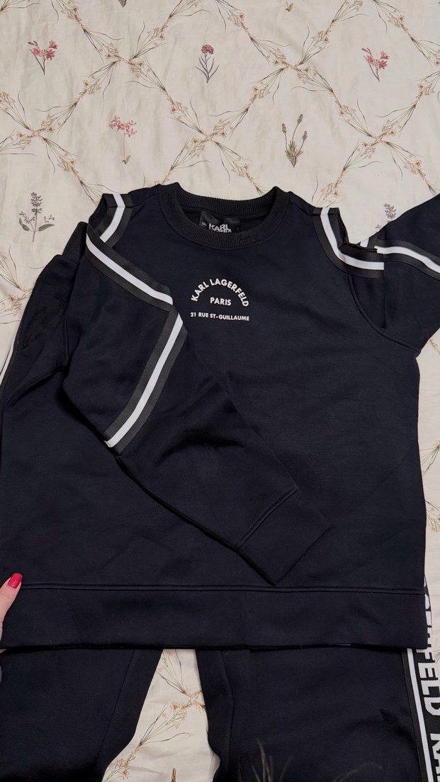 Orijinal Karl Lagerfeld sweatshirt. Açık omuz - Görsel 3