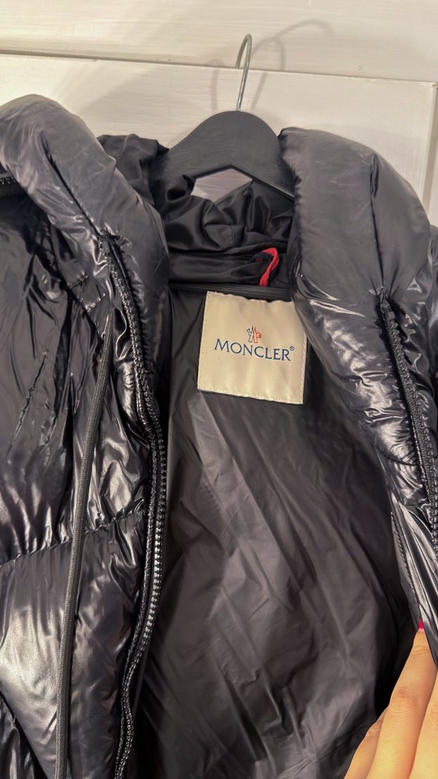 Moncler siyah şişme mont - Görsel 3
