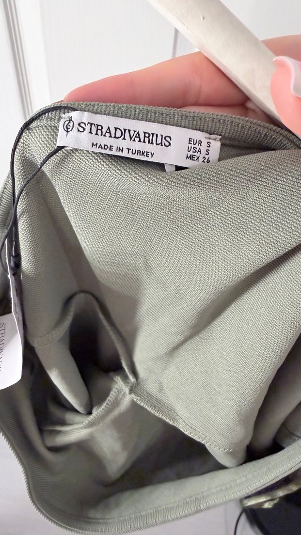 Stradivarius Tek Omuzlu Uzun Kollu Kadın Bluz - Görsel 3