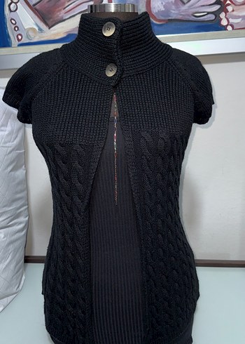 Siyah Kısa Kollu Yüksek Yakalı Triko Süveter - Görsel 3