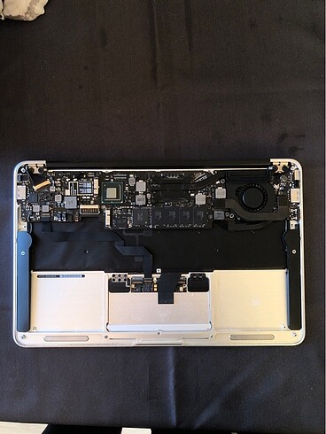 Beden Apple MacBookAir A1370 11