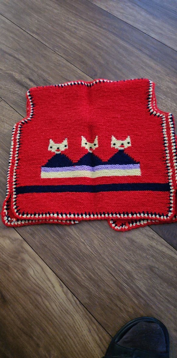 Kız Çocuk Nakışlı Kırmızı Bohem Triko Yelek - Görsel 3