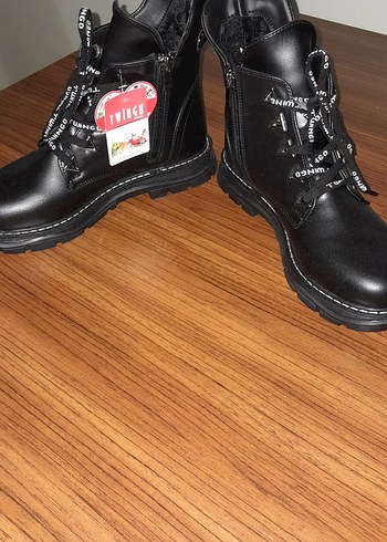 Siyah kadın Gotik Botlar