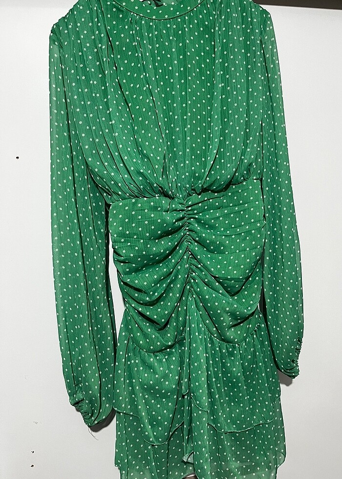 Yeşil puantiyeli şifon elbise - Görsel 4