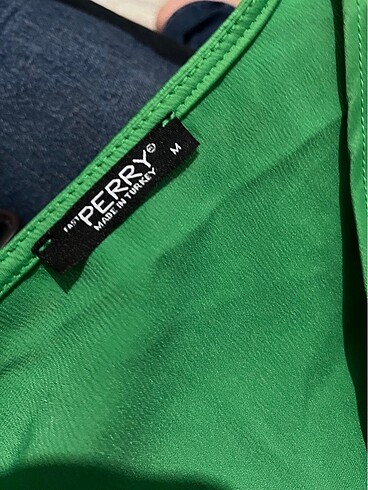 Yeşil saten  takım - Görsel 3