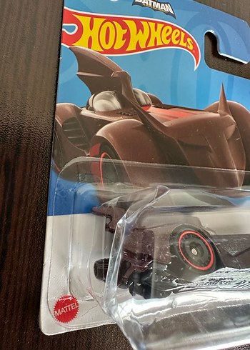 Beden Hot Wheels Batmobile #075