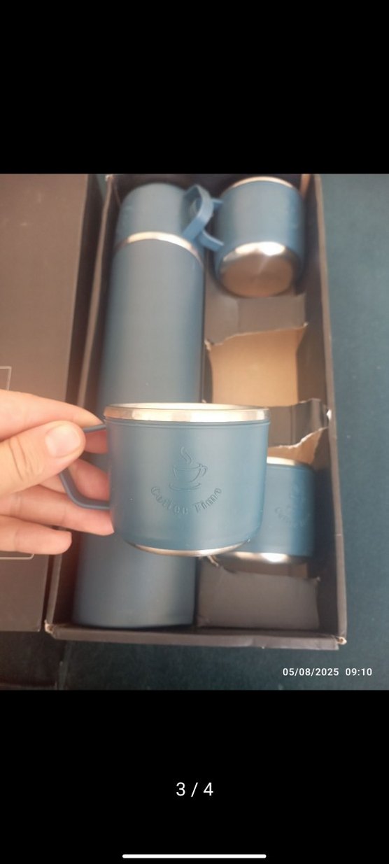 Mavi Termos ve 3 Bardak Seti - Görsel 3