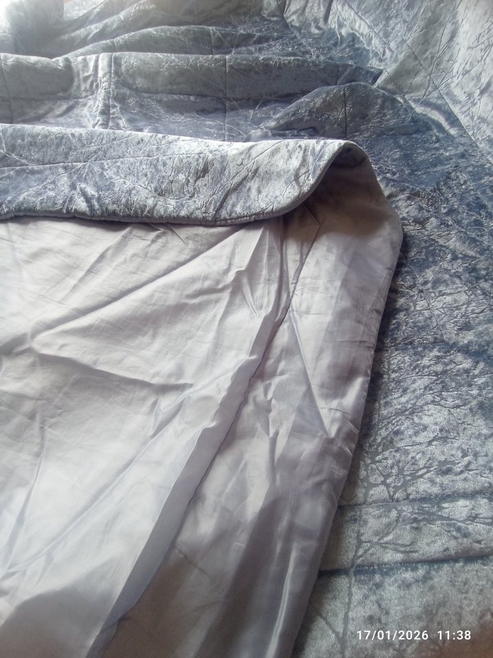 Mavi Yatak örtüsü - Görsel 3