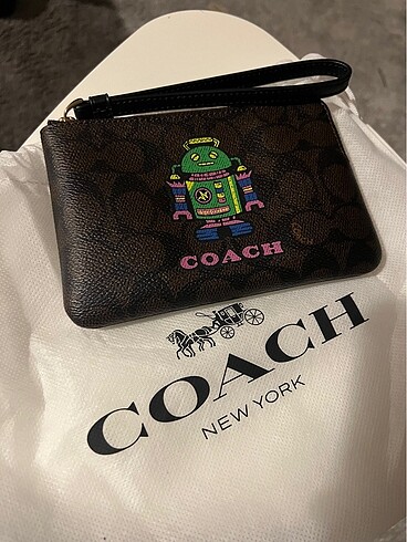 coach clutch
