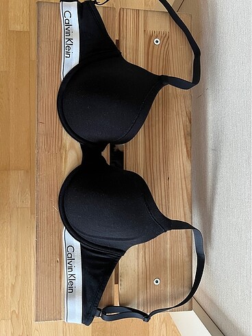 calvin klein sütyen