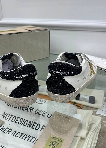 39 Beden GOLDEN goose delux