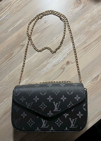 Zincir Detaylı Kadın Çanta - Görsel 4