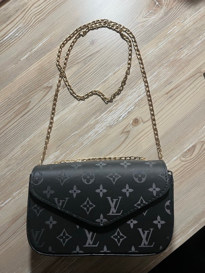 Zincir Detaylı Kadın Çanta - Görsel 4