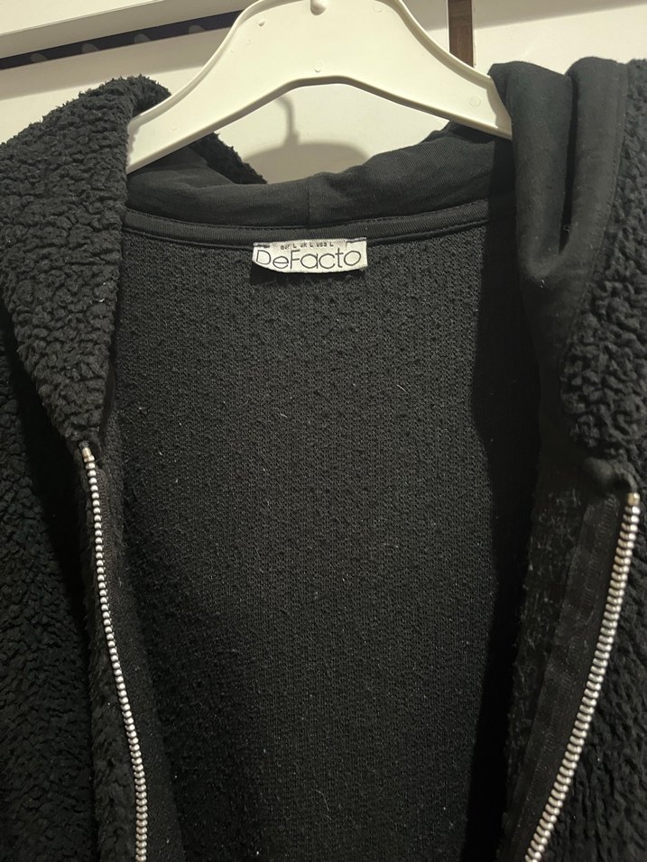 Siyah Kapüşonlu Peluş Kadın Ceket - Görsel 3