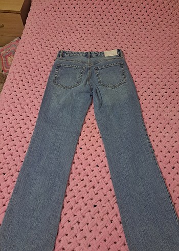 38 Beden STRADİVARİUS D98 JEAN