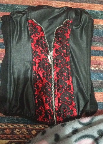 Kırmızı Dantelli Gotik Büstiyer,Korse - Görsel 2