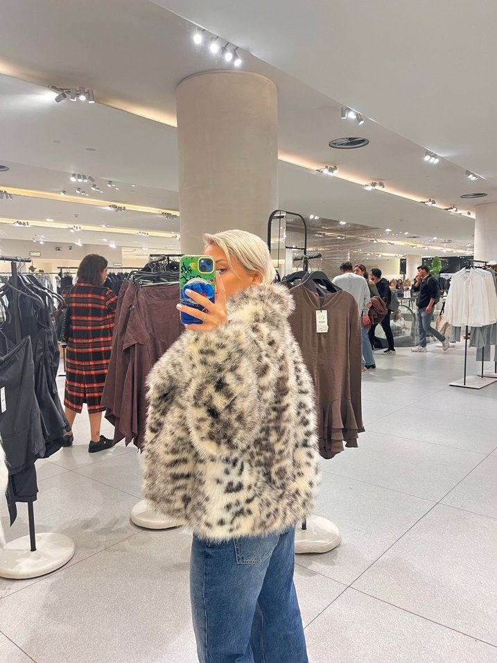 ZARA Gri Leopar Desenli Kadın Suni Kürk - Görsel 3
