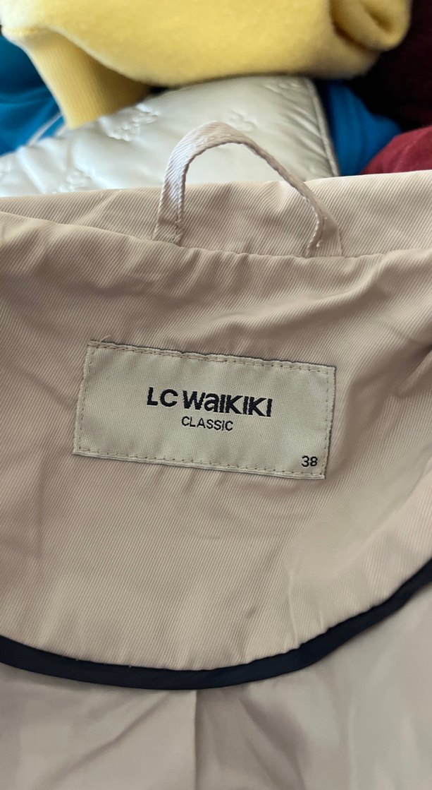 Lc Waikiki LCW Bej Düğmeli Midi Kadın Trençkot 38 beden - Görsel 4