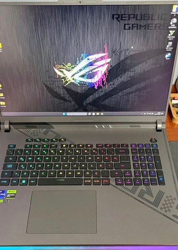 ASUS ROG STRİX G18 İ9 GAMİNG LAPTOP