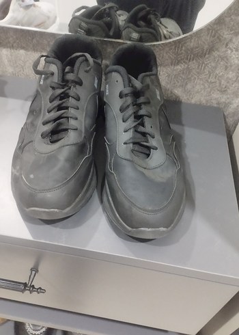 Siyah ve Gri Erkek Spor Ayakkabı Bağcıkları Nike 42 numara - Görsel 3