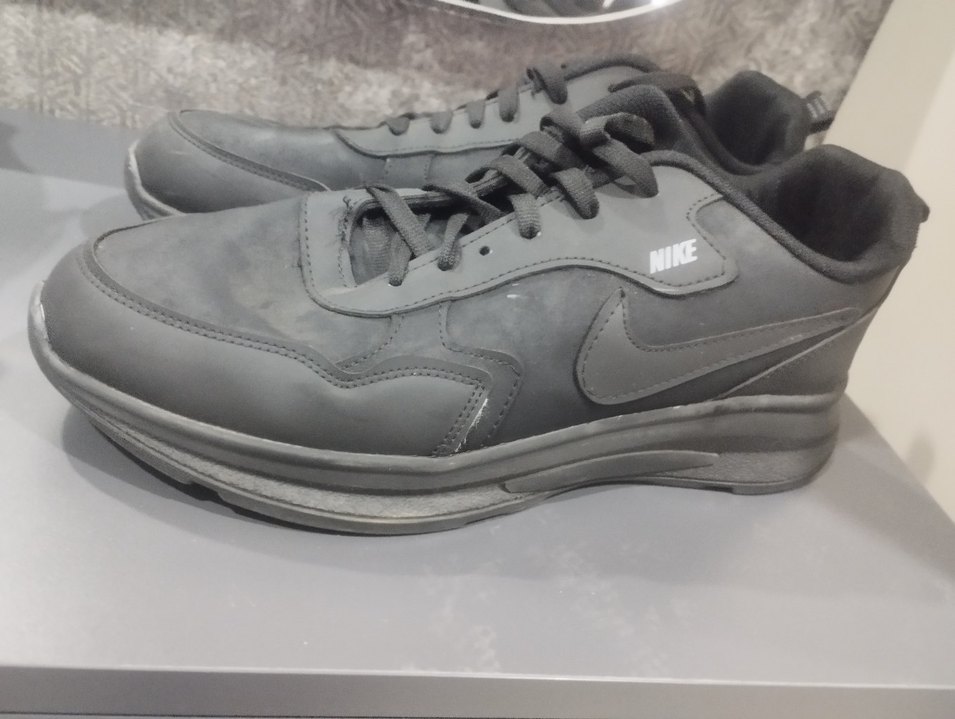 Siyah ve Gri Erkek Spor Ayakkabı Bağcıkları Nike 42 numara - Görsel 4