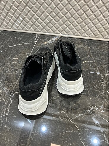 38 Beden siyah Renk Spor ayakkabı