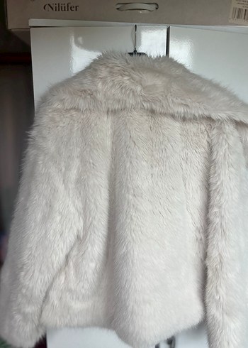 Stradivarius Kadın Beyaz Midi Peluş Suni Kürk Ceket