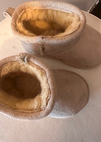 Ugg Kızlar için bej içi tüylü ugg bot