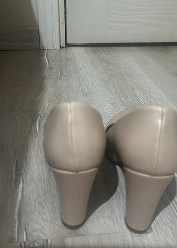 40 Beden Bej Stiletto Topuklu Kadın Ayakkabı